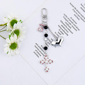 Aleación creativa oso resina plata corazón perla Cruz llavero colgante cadena bolsa auricular caso accesorio - Product Image 6