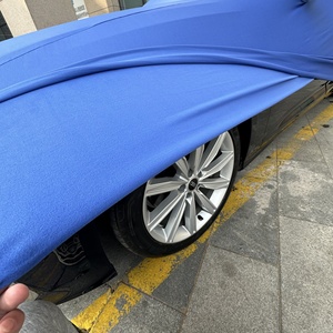 Copertura Auto Impermeabile in Velluto Elasticizzato ad Alta Elasticità, Protezione UV, Spessore 4 Mil, Adattabile Universalmente per la Protezione della Carrozzeria e dalla Polvere - Product Image 5