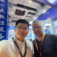 Jinan Hersteller Vinyl-Schneideplotter HTV Puff PU Wärmeübertragungsvinyl-Schneider