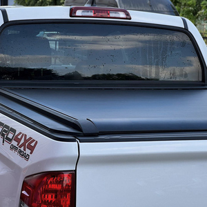 Tapa de rodillo eléctrico 2015-2021 para <span class=keywords><strong>Nissan</strong></span> <span class=keywords><strong>Navara</strong></span> NP300 2022-2025 piezas de camioneta cubierta de cama Tonneau de aleación de aluminio duradera - Product Image 2