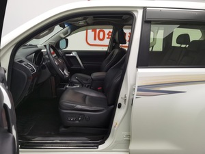 โตโยต้า แลนด์ ครุยเซอร์ ปราโด ปี 2016 เครื่องยนต์ <span class=keywords><strong>4.0</strong></span> ลิตร 5 ที่นั่ง รถ SUV ขนาดกลาง รถมือสองราคาประหยัด คุ้มค่าสูง - Product Image 6