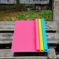 Set de table en silicone écologique antidérapant réutilisable style classique facile à nettoyer résistant à la chaleur pour enfants, tout-petits et adultes