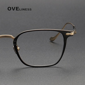 Montura de gafas de titanio puro para hombre, novedad de 2024, monturas de gafas cuadradas <span class=keywords><strong>Retro</strong></span> Vintage para mujer, gafas de metal de Corea - Product Image 3