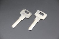 FAV1D Ébauche de clé en laiton nickelé, lame non taillée, trou rectangulaire, pour serrure de porte, vente en gros