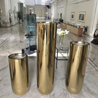 Vas Lantai Besar Modern Nordik Berlapis Emas dari Baja Tahan Karat Dekorasi Rumah dan Taman Tahan Lama Kompatibel dengan Lampu LED Pot Bunga Planter