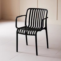 Chaises de salle à manger d'extérieur empilables modernes Sukavina |   Chaises de patio en métal pour hôtel, villa, cour, jardin, terrasse, balcon, mobilier