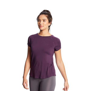 Vente en gros de t-shirts unis en polyester à manches courtes et col en O pour femmes, vêtements de sport pour femmes, fabrication d'usine, 100% - Product Image 1