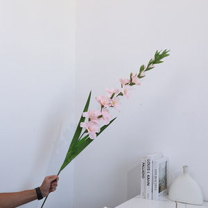 Fleurs artificielles en soie de gladiolus à longues tiges en gros pour arrangements de remise de diplômes, mariages, décoration florale au sol pour la maison et l'hôtellerie - Product Image 6