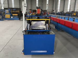 <span class=keywords><strong>Soffit</strong></span> 3 Havalandırma Paneli Üretim Hattı Çelik <span class=keywords><strong>Soffit</strong></span> Panel Rulo Şekillendirme Makinesi - Product Image 3