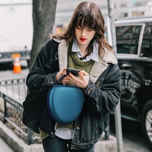 Étui pour <span class=keywords><strong>casque</strong></span> EVA personnalisé pour pommes Air Pods <span class=keywords><strong>Max</strong></span> <span class=keywords><strong>casque</strong></span> prend en charge le sommeil dur organisateur Portable transporter sac de rangement de voyage - Product Image 5