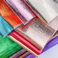 Cuero PU en relieve a cuadros finos de 0,6mm de alta calidad para decoración de bolsos y uso de muebles para sillas y sofás