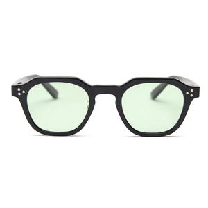 Gafas de sol polarizadas Retro T7243 TR90 para hombres y mujeres inspiradas en Corea <span class=keywords><strong>del</strong></span> <span class=keywords><strong>Sur</strong></span> Tac Fashion Cross-Border Celebre Plain Street Look - Product Image 4