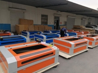 Machine de découpe laser, découpeuse et graveuse laser pour cuir et tissu, découpeuse laser pour mousse, acrylique et bois