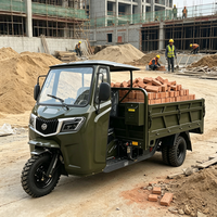 Tricycle à moteur à essence 300cc à trois roues avec cabine fermée refroidie par eau, cadre anticorrosion, benne basculante, prix usine, Sénégal