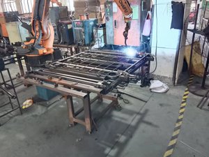 Khung giường kim loại đơn bền chắc và chất lượng cao - Khung giường cỡ lớn, khung giường nền kim loại chịu lực cao, xuất khẩu số lượng lớn - Product Image 6