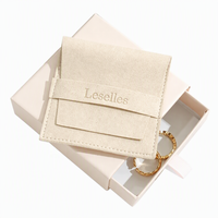 Boîte à bijoux coulissante de luxe avec logo personnalisé et ensemble de pochettes en microfibre pour collier, bague, boucles d'oreilles, emballage en carton rigide