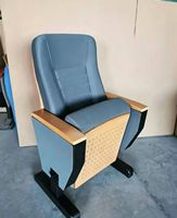 Chaises d'auditorium pliables avec logo personnalisable gratuit, adaptées aux théâtres, salles de concert, églises et écoles