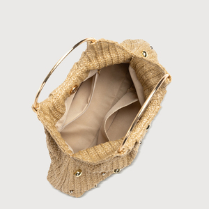 Bolsos tejidos de paja de moda de verano con remaches de diseño plisado precios bajos portátiles al por mayor - Product Image 5
