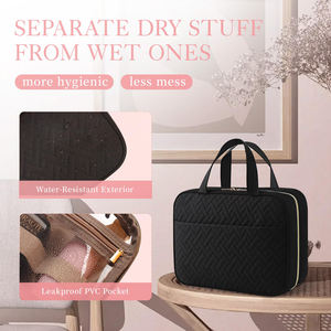 Sac organisateur cosmétique de maquillage de bonbons de style anglais portable avec logo personnalisé du fabricant Sac en polyester matelassé pour crochet de suspension - Product Image 5