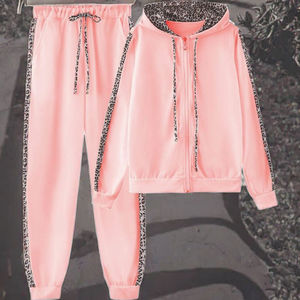 Kivotech 2026 Chándal Deportivo Personalizado para Mujer, Invierno, Antibacteriano, Transpirable, Hecho de Poliéster/Algodón - Product Image 3