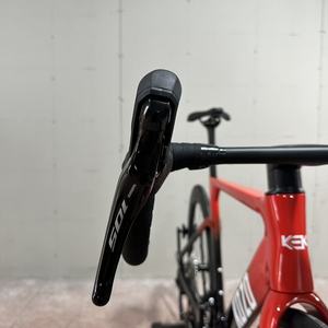 Bicicleta de Carretera con 24 Velocidades, Frenos de Disco Hidráulicos Shimano, Pedales Ordinarios, Horquilla Ligera de Fibra de Carbono para Hombres, Ciclismo de Triatlón Ironman - Product Image 2