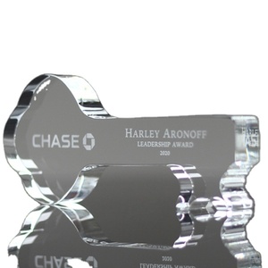 Premio in Cristallo Intrecciato - Regalo Aziendale Unico per Partner e Risultati Collaborativi - Product Image 1