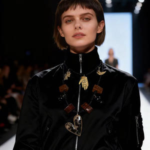 Perles en résine empilables, cœur, lune, croix, bijoux élégants pour femmes, bijou en acier inoxydable plaqué or, accessoires de femme - Product Image 2