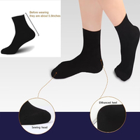 Vente en gros de chaussettes en bambou de qualité supérieure de haute qualité de couleur simple et solide chaussettes d'équipage respirantes pour hommes d'affaires et décontractées