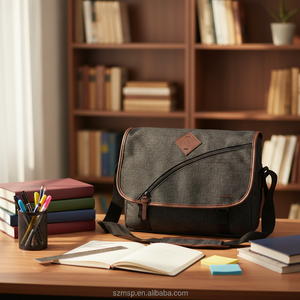 Sac bandoulière messager vintage en jean <span class=keywords><strong>bleu</strong></span> <span class=keywords><strong>marine</strong></span> imperméable pour <span class=keywords><strong>homme</strong></span>, idéal pour la randonnée en extérieur, confortable, avec fermeture éclair diagonale et rabat, design logo - Product Image 4