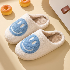 Offre Spéciale maison sourire visage pantoufles pour femmes hommes doux floue pantoufles Couple femmes hiver maison chambre en peluche pantoufles - Product Image 6