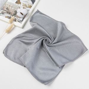 Paño de Limpieza de Microfibra de 300 g/m², Suave, para Espejos y Copas de Vino, Sin Marcas de Agua, para Uso en Vehículos y Cocina, Característica Sostenible - Product Image 6