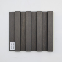 Panneau mural rainuré en WPC à texture bois, imperméable, résistant à l'humidité, durable, élégant et simple, pour la décoration intérieure