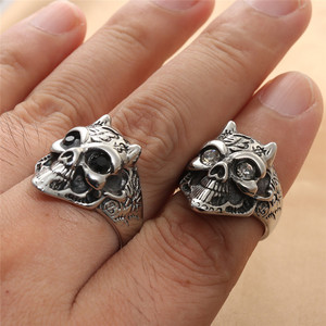 Stainless Steel <b>Skull</b> <b>Ring</b> Men's Punk Style Silver Black Diamond Party Jewelry Geometric Skeleton Design 290120 - Product Image 4