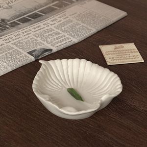 Bladeren Vorm Siliconenhars Mal Sieradenplaat Kaarsenhouder Mal Bladeren Vormen Mallen voor Beton Opslag Kunst Ambacht Cadeau Huisdecoratie - Product Image 2