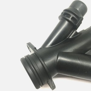 Accesorio de Tubería de Agua Wenzhou Yute LR094089 de Plástico Negro para Land Rover Discovery Sport L550 y Range Rover Evoque L538 - Product Image 4