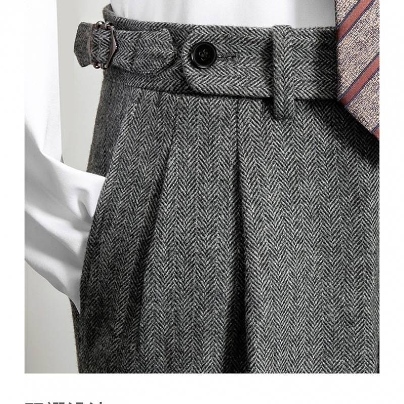 Gris foncé