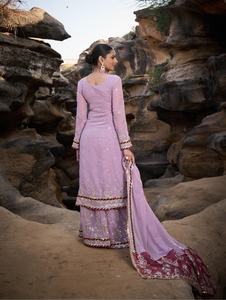 Haut long à manches longues en georgette fantaisie avec travail de sequins et de motifs vintage, avec dupatta pour adolescentes, rose pâle - Product Image 4