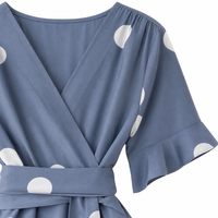 Robe midi portefeuille ceinturée à pois, tissée, à taille naturelle, avec logo personnalisé, marque privée, faible MOQ, OEM ODM, vente en gros, directement de l'usine