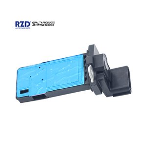 Sensores <span class=keywords><strong>de</strong></span> temperatura del agua <span class=keywords><strong>de</strong></span> buen rendimiento Sensor <span class=keywords><strong>de</strong></span> temperatura del agua del refrigerante automático OEM PBT para coche - Product Image 3