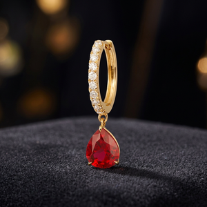 Pendientes de Aro de Oro de 18K de Lujo con Pavé de Diamantes Redondos y Colgante de Rubí en Forma de Lágrima para Mujer - Product Image 3