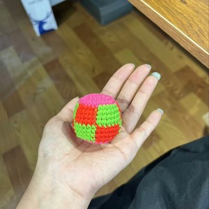 Entrega Rápida, Pelota de Lana para Cornhole, Diseño de Círculo Arcoíris, Pelota de Juguete Tejida a Mano, Venta al Por Mayor - Product Image 4