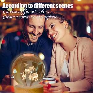 Lampe boule de cristal de 8cm avec dinosaure gravé au laser 3D <span class=keywords><strong>16</strong></span> couleurs et télécommande Veilleuse de style Feng Shui avec base en bois - Product Image 4