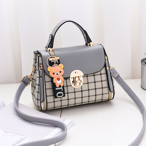 Girl Shoulder Bags Luxury PU Leather Handbags Lattice Pattern With Bear Crossbody Bags Fashion Large Capacity <b>Tote</b> - Product Image 3
