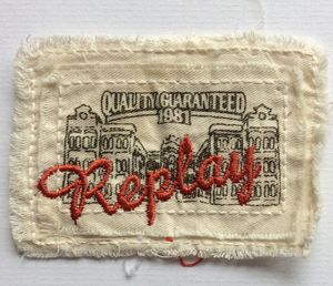 Etiquetas Tejidas Personalizadas para Marcas de Ropa - Product Image 1