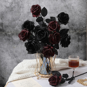 Décoration de remise des diplômes Roses en soie artificielle <span class=keywords><strong>Rose</strong></span> noire série moderne avec <span class=keywords><strong>Rose</strong></span> rouge foncé pour Halloween Valentines - Product Image 4