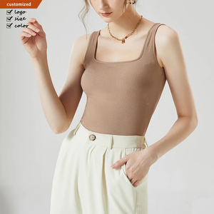 Débardeur décontracté personnalisé à col carré <span class=keywords><strong>pour</strong></span> <span class=keywords><strong>femme</strong></span> avec soutien-gorge intégré, camisole rembourrée à dos <span class=keywords><strong>en</strong></span> U <span class=keywords><strong>pour</strong></span> superposition estivale ou comme sous-vêtement. - Product Image 1