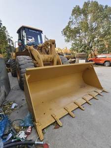 Cargador Frontal Usado Caterpillar 966G/H/L de Alta Calidad, el Más Vendido, con Motor de 147KW, Caja de Cambios y Capacidad de Carga de 18849kg, de Japón - Product Image 6