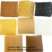 Rouleaux de rotin en plastique PE imperméables personnalisés en usine pour la décoration de meubles, de la maison, des chaises, des plafonds et des intérieurs