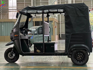 Triciclo Eléctrico Cerrado Personalizable de 3 Ruedas Tipo Tuk Tuk con Toldo para Lluvia, Ideal para Taxi Urbano y Turismo en Resorts - Product Image 4