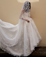 Robe de mariée élégante MMO804 avec taille basque, col bateau et dentelle – Robes de mariée pour mariage